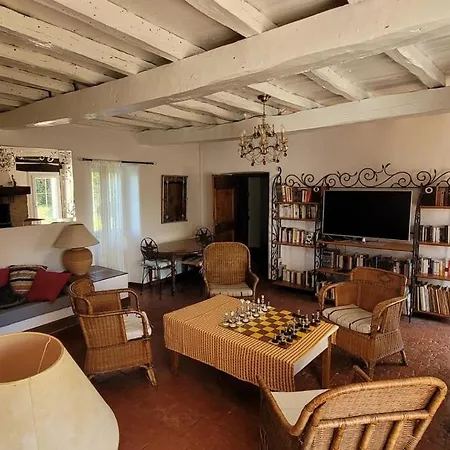 Feriehus Maison Rustique & Paisible Proche *