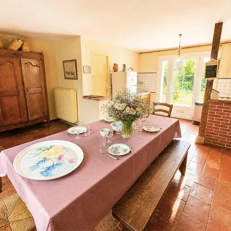 Ferienhaus Maison Rustique & Paisible Proche